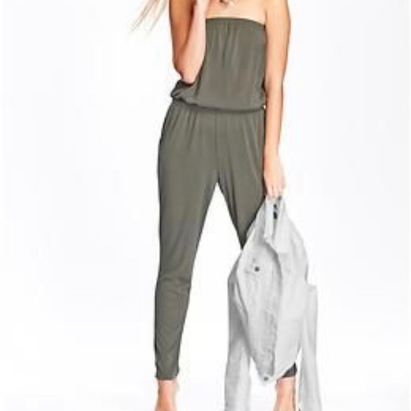 Old Navy Pants - Old Navy jersey tube jumpsuit  Petite